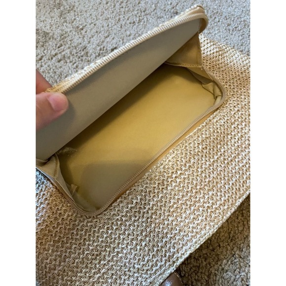 Butterfly Straw Tote great condition - Picture 6 of 7